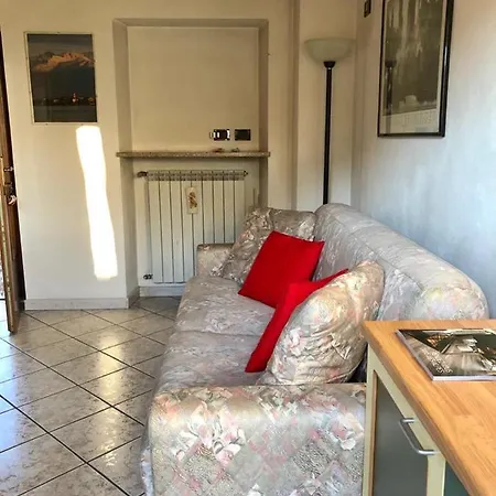 Con Posizione Strategica Tra I Laghi *